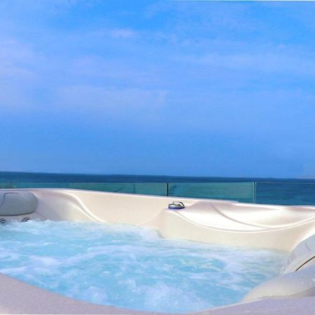 Beach Apartment Thalia With Hot Tub And Sea View Άγιος Προκόπιος Εξωτερικό φωτογραφία