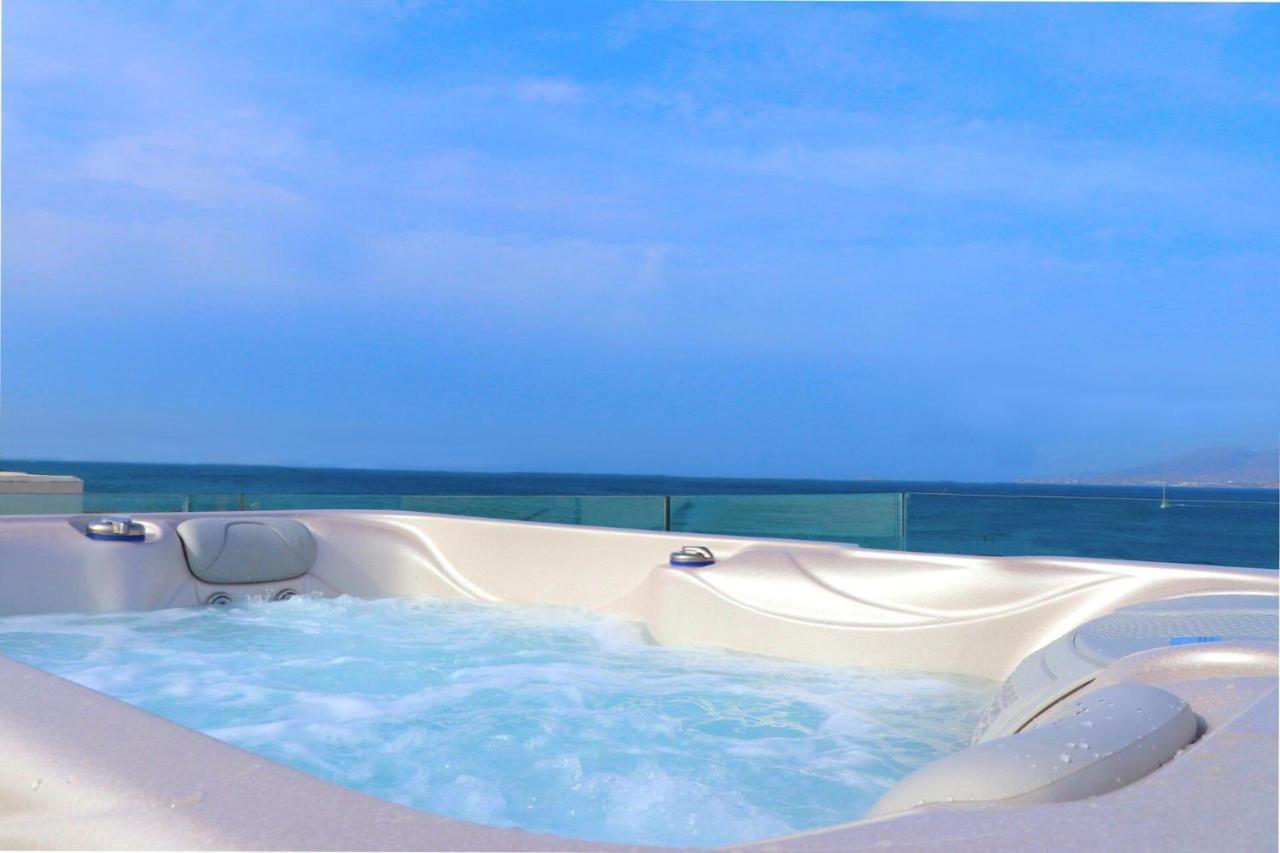 Beach Apartment Thalia With Hot Tub And Sea View Άγιος Προκόπιος Εξωτερικό φωτογραφία