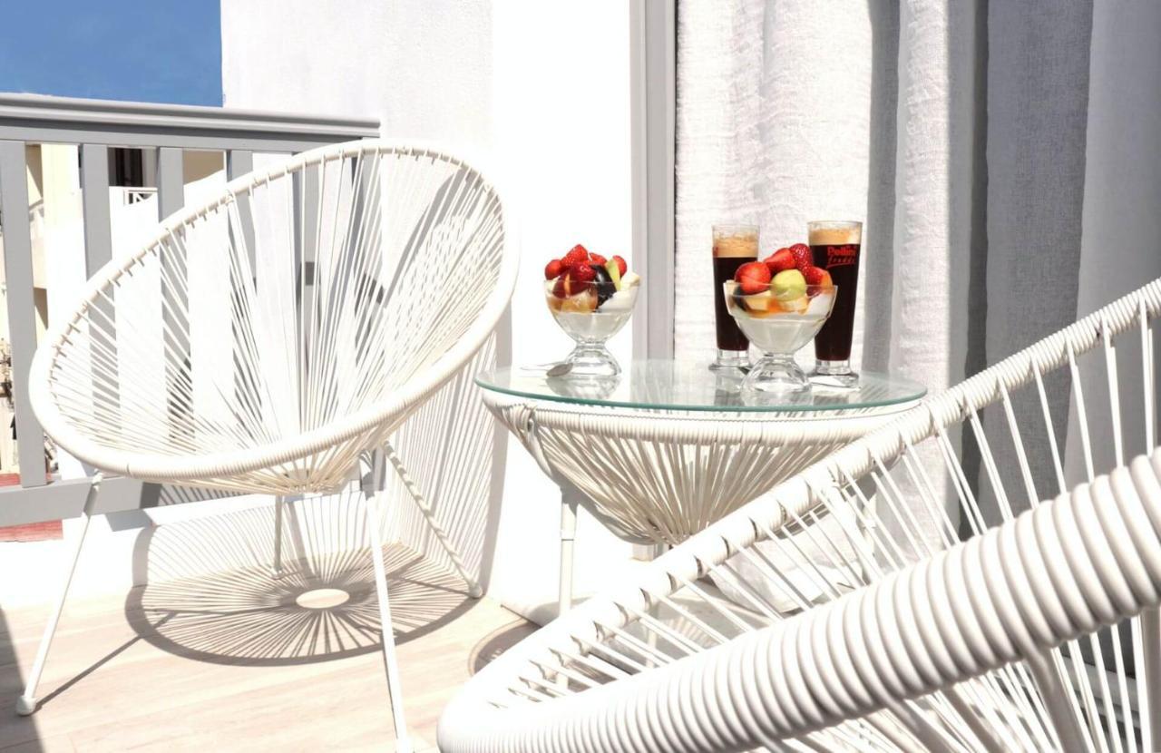Beach Apartment Thalia With Hot Tub And Sea View Άγιος Προκόπιος Εξωτερικό φωτογραφία