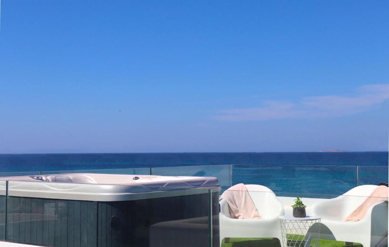 Beach Apartment Thalia With Hot Tub And Sea View Άγιος Προκόπιος Εξωτερικό φωτογραφία